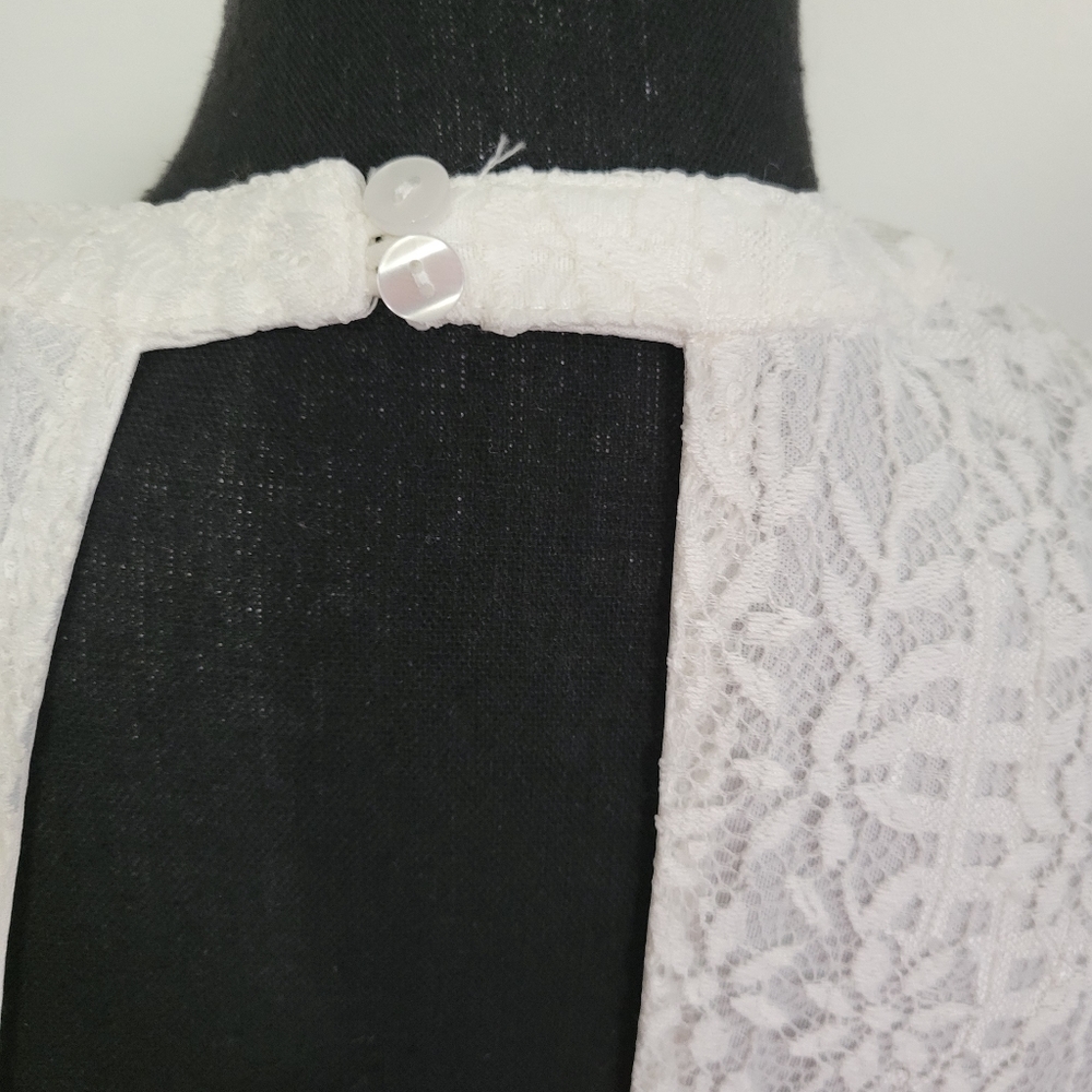 Doe & Rae Lacey Keyhole Top - Picture 4 of 4
